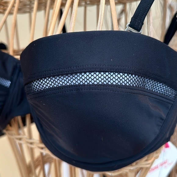 6 Shore Road 🌟🔥by Pooja NWT black bikini top - Picture 3 of 9